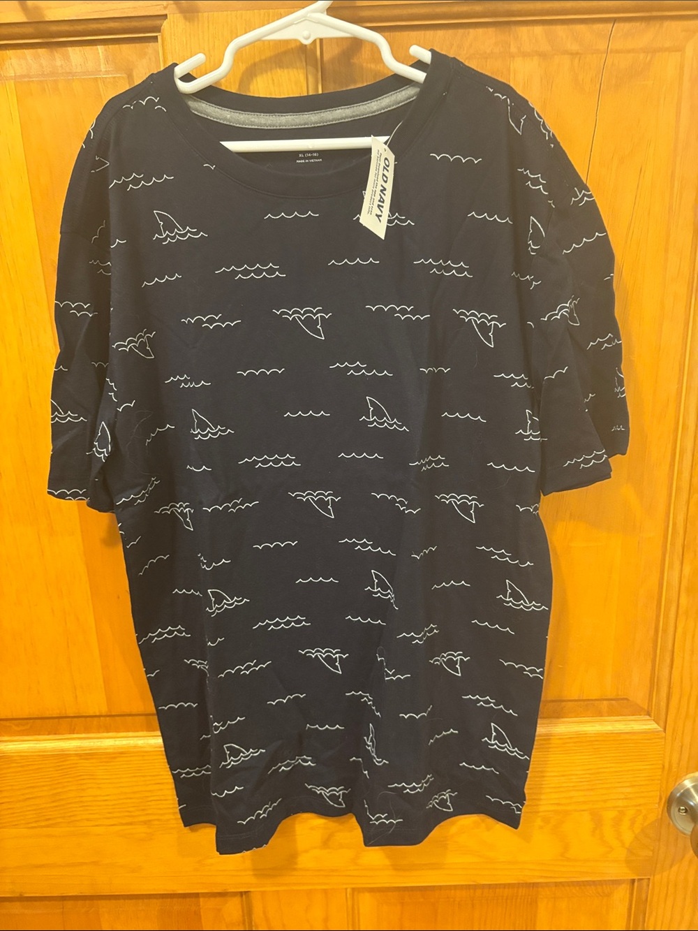 Old Navy Navy Short-Sleeve Tee with White Wave & Shark Fin Print